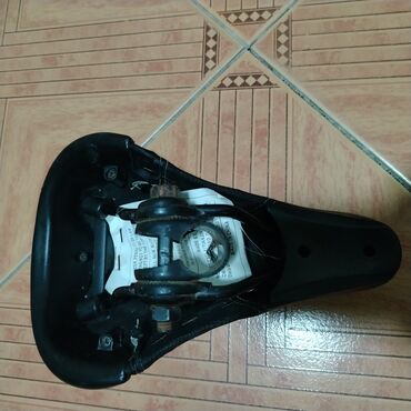 Velosiped ehtiyyat hissələri: Velosiped üçün oturacaq 6 ay istifadə olunub çox rahat və -da lalafo.az — 13 Velosiped ehtiyyat hissələri: Velosiped üçün oturacaq 6 ay istifadə olunub çox rahat və — 13