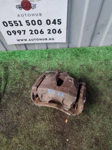 Двигатели, моторы и ГБЦ: Суппорт TOYOTA Estima MCR30W 1MZFE 2003 перед. прав. (б/у)