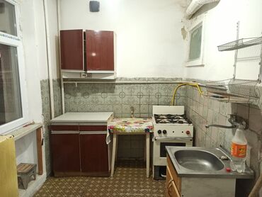 ev alqi satqisi gence 2019: Ceyranbatan, 3 otaqlı, Köhnə tikili, 60 kv. m