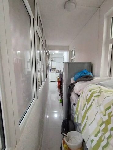 Kommersiya daşınmaz əmlakının satışı: Xırdalanda,Seyfəddin dağlı küçəsi, yol kenarı yeni tikili 5 mərtəbə — 8