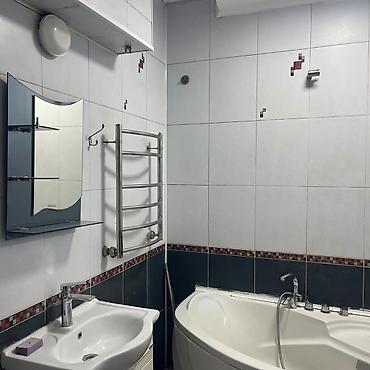 106: 3 комнаты, 62 м², Дордой Плаза ТРЦ 105 серия, 1 этаж, Дизайнерский ремонт — 3