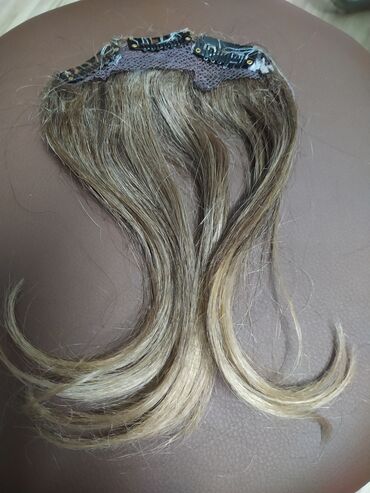 Perike i klipse: Prodajem šiške,prava prirodna kosa . na stanju ;četiri para kraćih na lalafo.rs — 15 Perike i klipse: Prodajem šiške,prava prirodna kosa . na stanju ;četiri para kraćih — 15