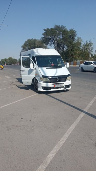 такта марк х: ЗиЛ, Шаар ичинде, Каракол Бус | 19 орундук