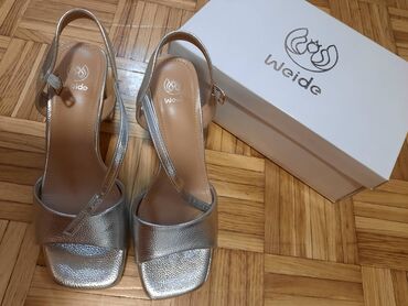 bodi br: Sandals, 39