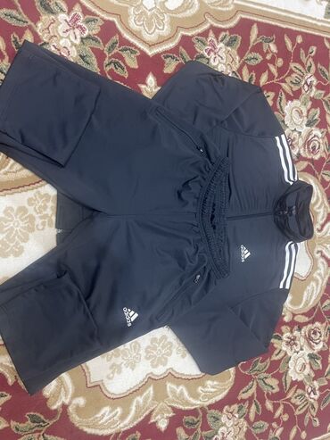 кошелек кожа: Спортивный костюм adidas (куртка на молнии + брюки) - Цвет