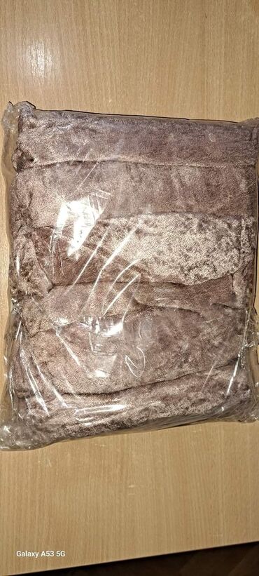 Prekrivači za nameštaj: Za stolice — 23