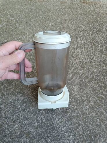 Blenderi, mikseri: Prodajem delove originalnog multipraktika Philips, Type HR2986/B, 300W — 3