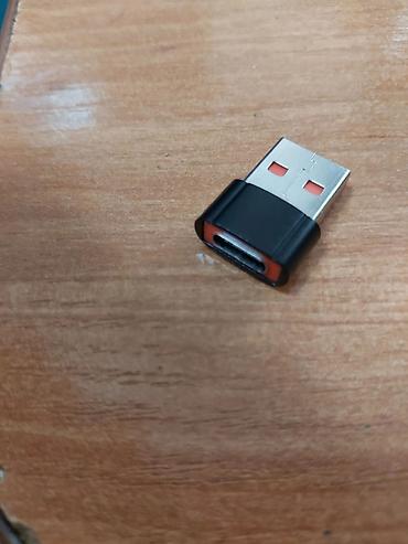 kontakt notebook: USB-A ↔ USB‑C Güc Adapterləri (10A, 240W MAX) Kompakt çevricilər: - — 1