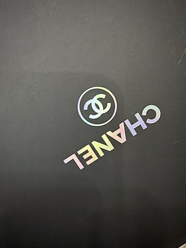 chanel etir: 120 alinib tezedi Chanel makeup qadın çantası. Qara rəngdə, toxumalı — 4