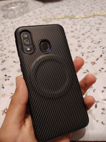 куплю стиральную машину бу: Samsung Galaxy A40, 64 GB, rəng - Qara, Barmaq izi