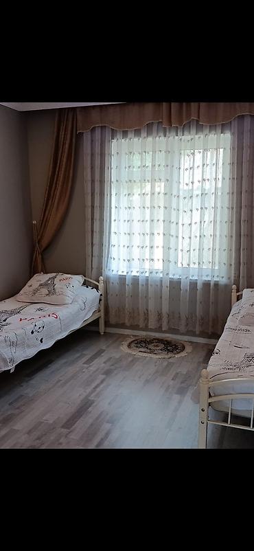 heyet evlerı: 3 otaqlı, 95 kv. m, Yeni təmirli — 7