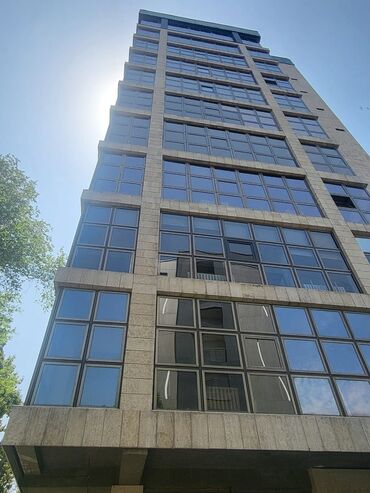 сдается квартира в районе политех: Продаю Офис 216 м², С ремонтом, Без мебели, 8 этаж