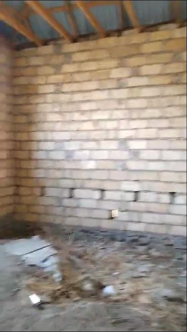 təmirsiz ev: 4 otaqlı, 210 kv. m, Təmirsiz — 3