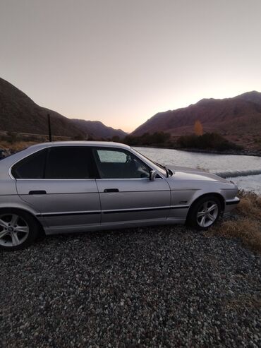 BMW: BMW 5 series: 1990 г., 2.5 л, Механика, Бензин, Седан — 3