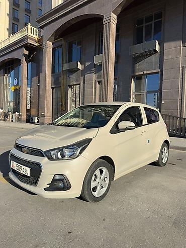 shevrolet lacetti: Chevrolet Spark: 2016 г., 1 л, Вариатор, Бензин, Хэтчбэк — 1