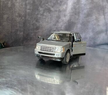 Avtomobil modelləri: 2006 il, 1:35, Dəmir, Ödənişli çatdırılma — 17