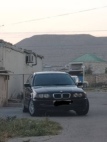 Digər nəqliyyat: BMW 3 Series E46 sedan barterde olar - Kuzov: 4 qapılı sedan, qara