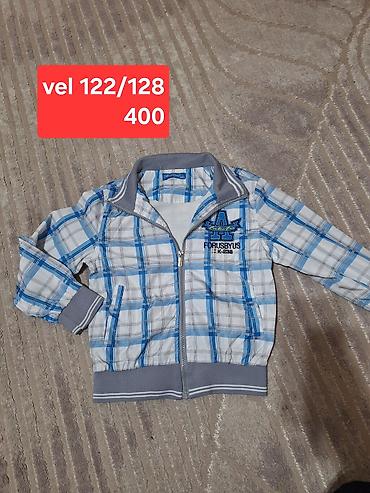 uniqlo majice: Prolecne jakne i prsluci za decake na svakoj slici velicina i cena — 3