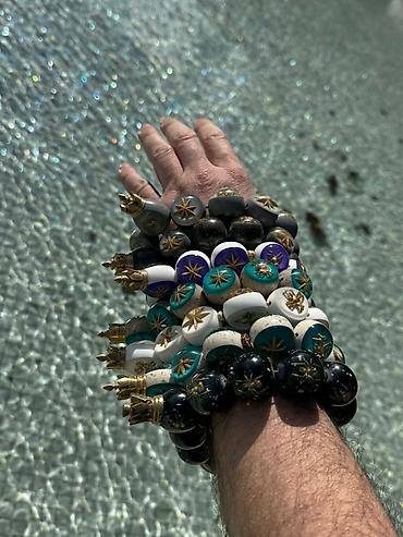 Təsbehlər: Tesbeh Təsbeh Təsbehlər hazır əldə var. Çeşid çoxdu. Çatdırılma 1_2 — 2