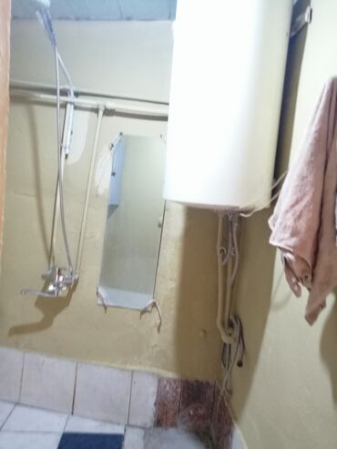 Həyət evləri və villaların satışı: M.Ə. Rəsulzadə qəs. 2 otaqlı, 80 kv. m, Kredit yoxdur, Orta təmir — 4