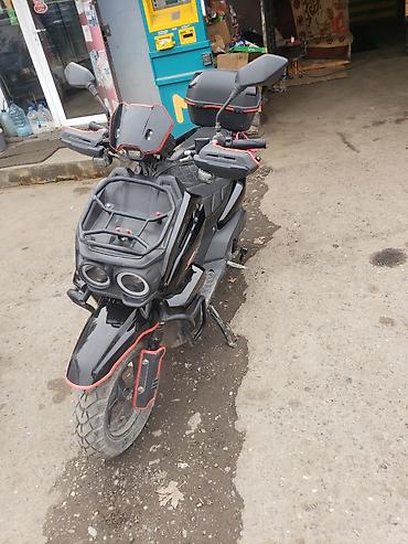 Скутеры: Тип скутера 180 куб. см, Бензин, Б/у — 3