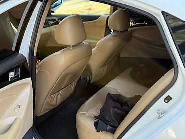 maşın şinləri: Hyundai Sonata: 2.4 l | 2010 il Sedan — 7