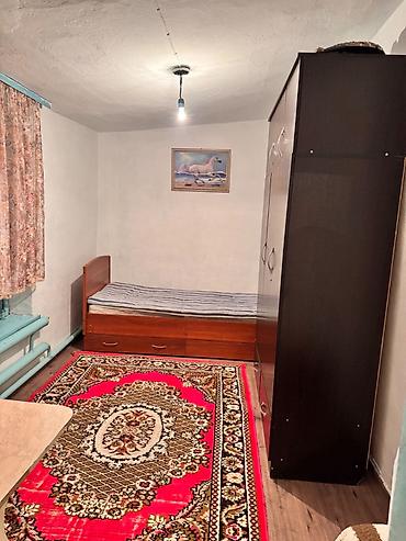 Продажа барачных домов: 🏡 Продаётся уютный дом в Рабочем городке ✨ 📍 Локация — прямо напротив — 9
