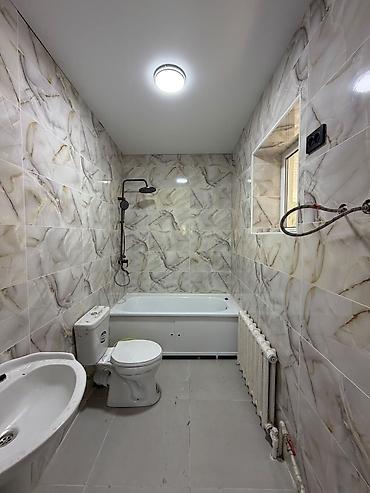Продажа домов: 4 комнаты, 77 м², 5 соток, Бишкек, Красный Строитель 2 ж/м Собственник — 9