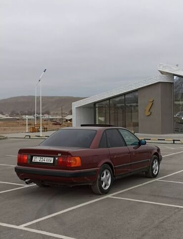 авто машына: Audi S4: 1992 г., 2 л, Механика, Бензин, Седан