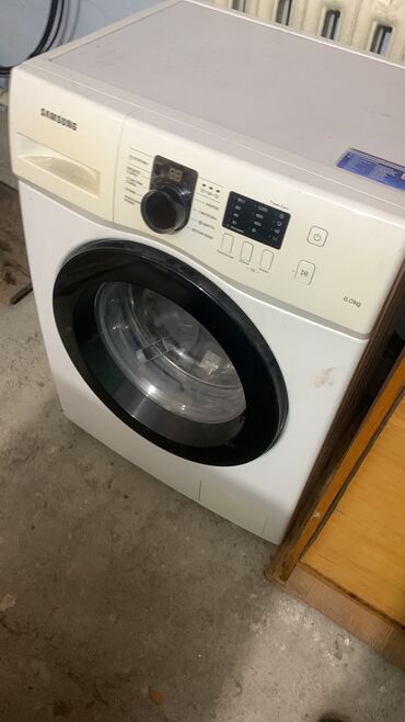 продаю стиральной машины: Стиральная машина Samsung, Б/у, Автомат, До 6 кг