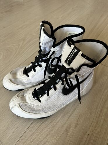 лоро пьяна: Nike Machomai 2 оригинал. 41 размер. Состояние идеальное