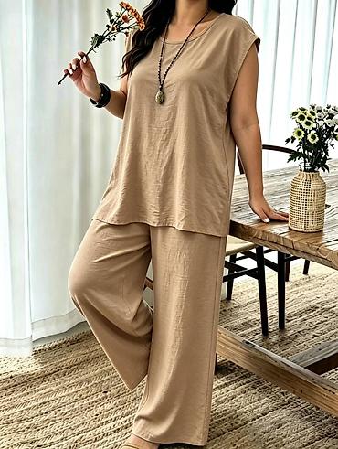 elastiu: 06 Komplet za punije
2XL 3XL 4XL
Cena : 2.600 dinara H — 2