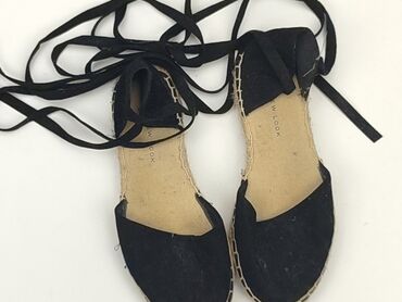 bluzki szara damskie: Sandals for women, 37, New Look, condition - Good