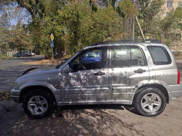 зимные: Suzuki Grand Vitara: 2004 г., 2 л, Автомат, Бензин, Внедорожник