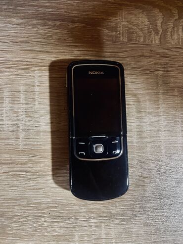 телефон fly iq4406: Nokia 8, rəng - Qara