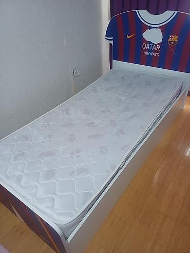 2el mebeler: Uşaq/yeni yetmə üçün futbol temalı tək nəfərlik çarpayı və döşək - — 3
