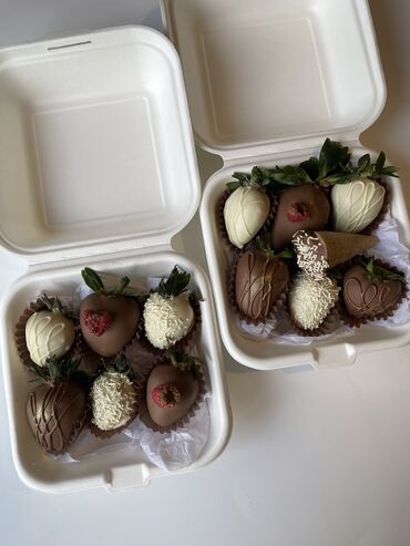 Кондитерские изделия, сладости: Клубника и Финики в шоколаде Подарок на 8марта Заранее оформляйте — 19