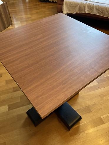 60 70 masa: Kvadrat masa - Ölçü: təqribən 70x70 sm kvadrat üstlük (taxta/laminat — 6