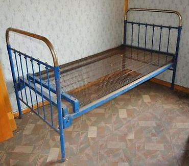 крвать: Односпальная кровать, Б/у, Каркас без матраса, длина - 190 см — 1