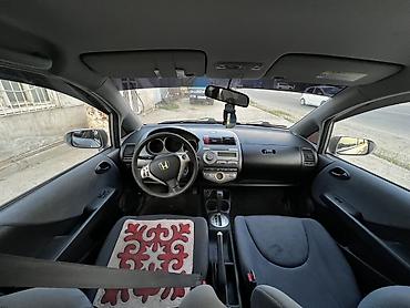 Транспорт: Honda Jazz: 2006 г., 1.4 л, Вариатор, Бензин, Хэтчбэк — 8