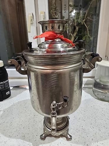 samavar alıram: 1980 il sovet samovar,yaxşı vəziyyətdə,təmirdə olmayıb — 1