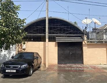 bakıxanov ev satışı: Xacmaz Rayonu M.F.Axundov kucesinde yerlesir.Ev tam esyali sekilde — 1