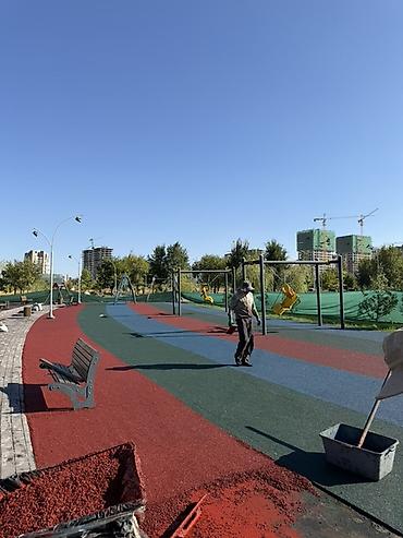 навес для двора: Резиновое бесшовное покрытие для детских и спортивных площадок. - — 6