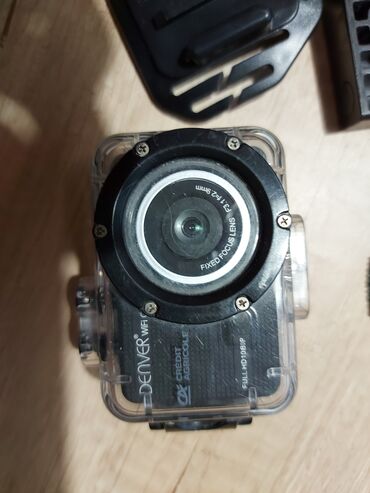 Foto i video kamere: Podvodni fotoaparat ispravan - samo jednom korišćen