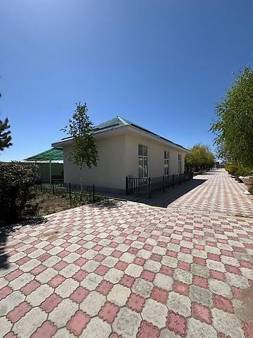 Посуточная аренда домов: 70 м², 3 комнаты — 2