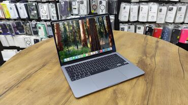 macbook çanta: Apple MacBook, 13.5 ", Apple M2, 256 GB