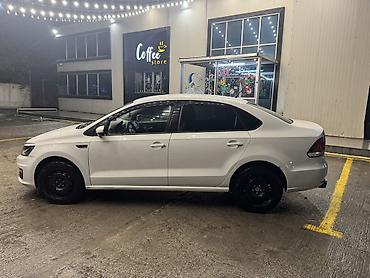 фольксваген поло л с: Volkswagen Polo Sedan – ağ rəng, şəhər və uzun yol üçün praktik və — 2