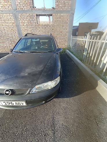 Opel: Opel Vectra: 1998 г., 2 л, Механика, Бензин, Универсал — 1