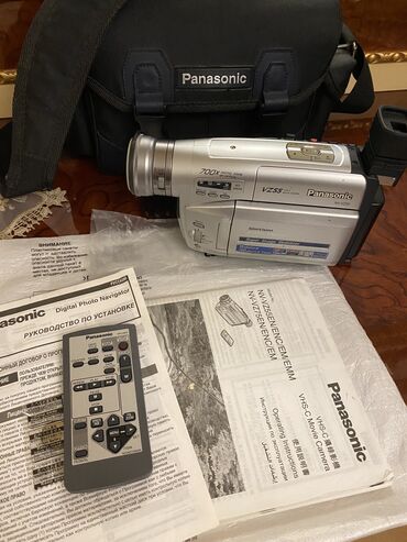 videokamera satışı: 2003- cü ilde alinib,Panasonik kamera,mini kasetledi.1-2 kaseti