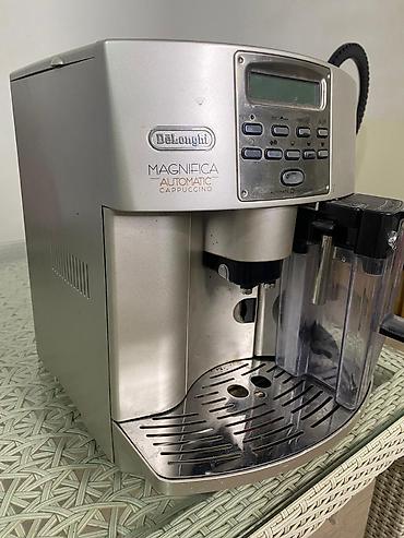 dəyirman: Qəhvə maşını Delonghi, Avtomat, Su qabı ilə, İşlənmiş — 3